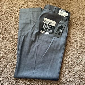 NWT NEW Savane Slacks dress pants gray 32x32 straight fit flat front no iron